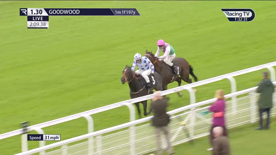 Edmunds angled Najidi Storm on the outside expecting a challenge to be made