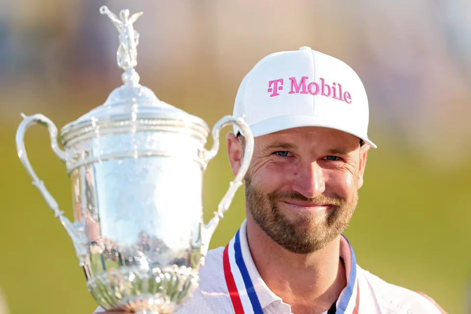 Wyndham Clark with the US Open trophy