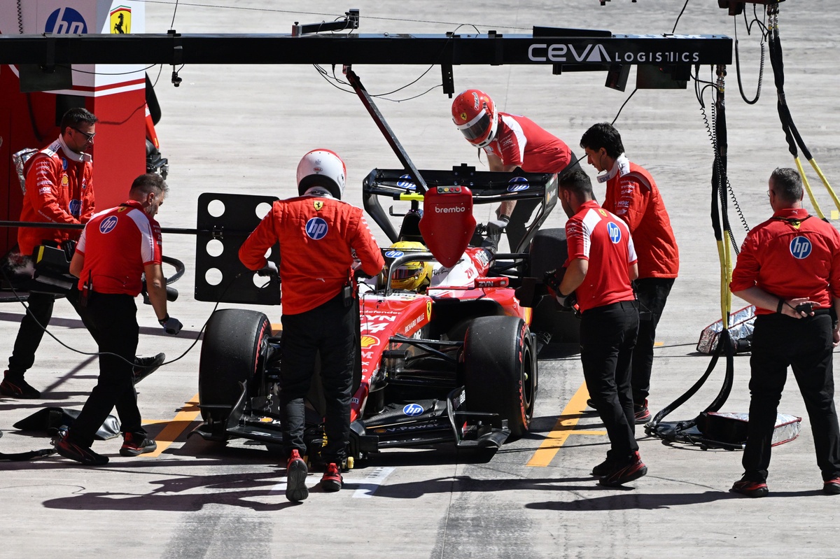 Hamilton Ferrari: Personel Değişikliği Talebi İddiası