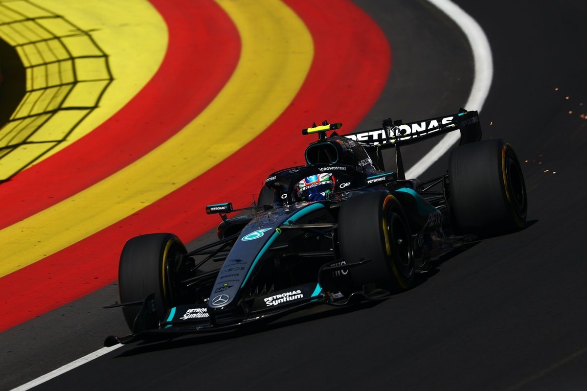 Mercedes: Wolff yaz arasında rotayı gelecek sezona çevirdi