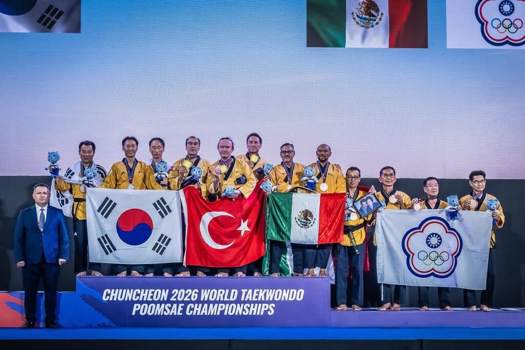 1789906528 131 2026 Dunya Taekwondo Poomsae Sampiyonasi Altin Kapanis