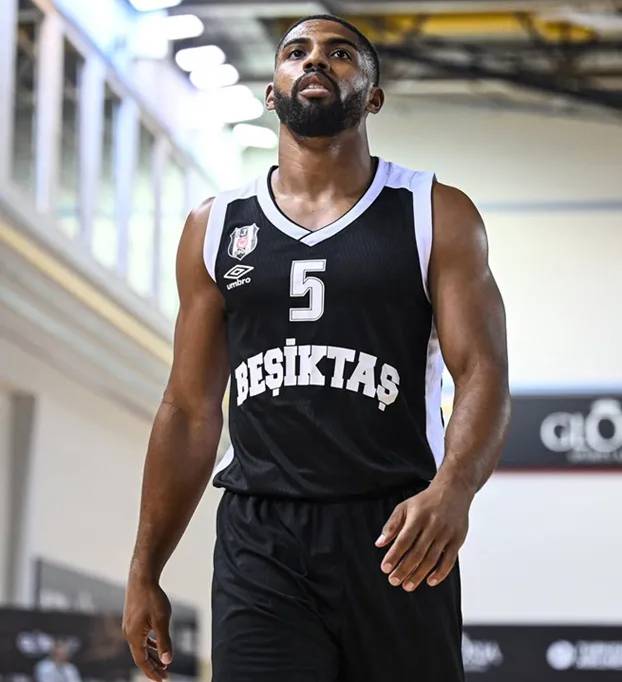 David DeJulius, con el Besiktas.