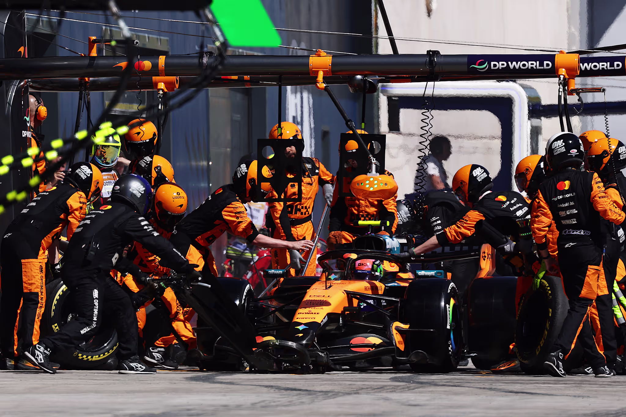 Takımlar Şampiyonluğu İçin Formula 1’de Rekabet Kızışıyor