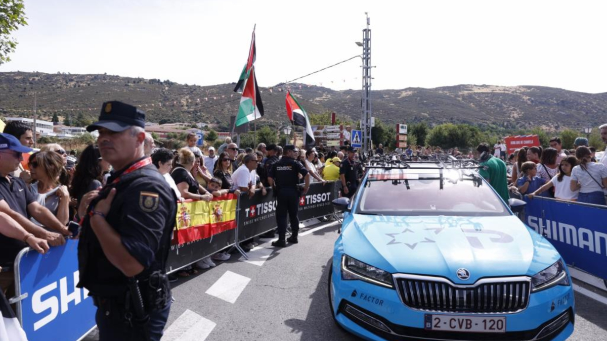 Javier Romo: Vuelta protestosundaki saldırı iddiasını mahkemede reddetti