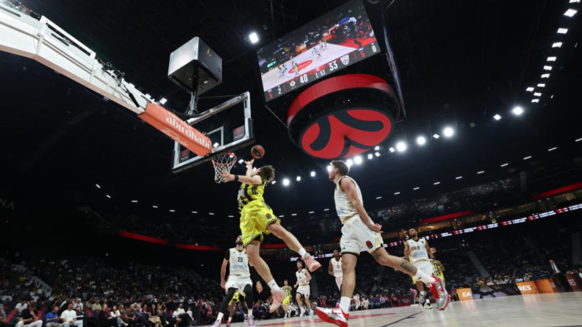 Fenerbahçe, Dubai karşısında teselli zaferiyle nefes aldı