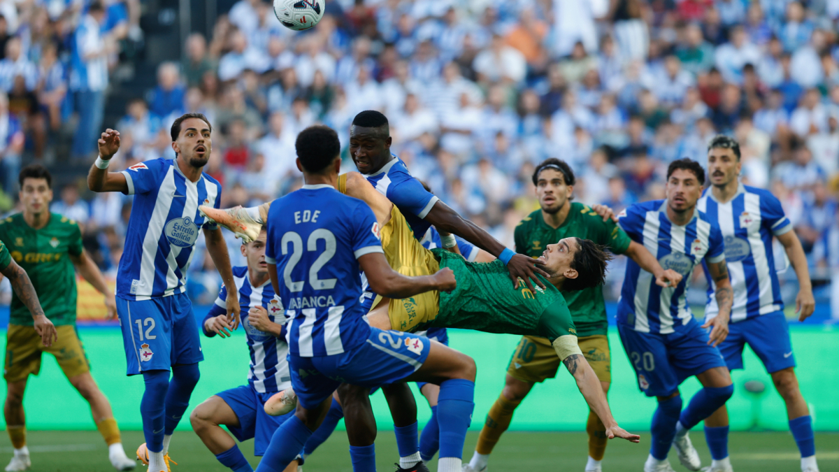 Bartra sakatlığı atlattı: Betis’ten yıldız savunmacıya özel plan