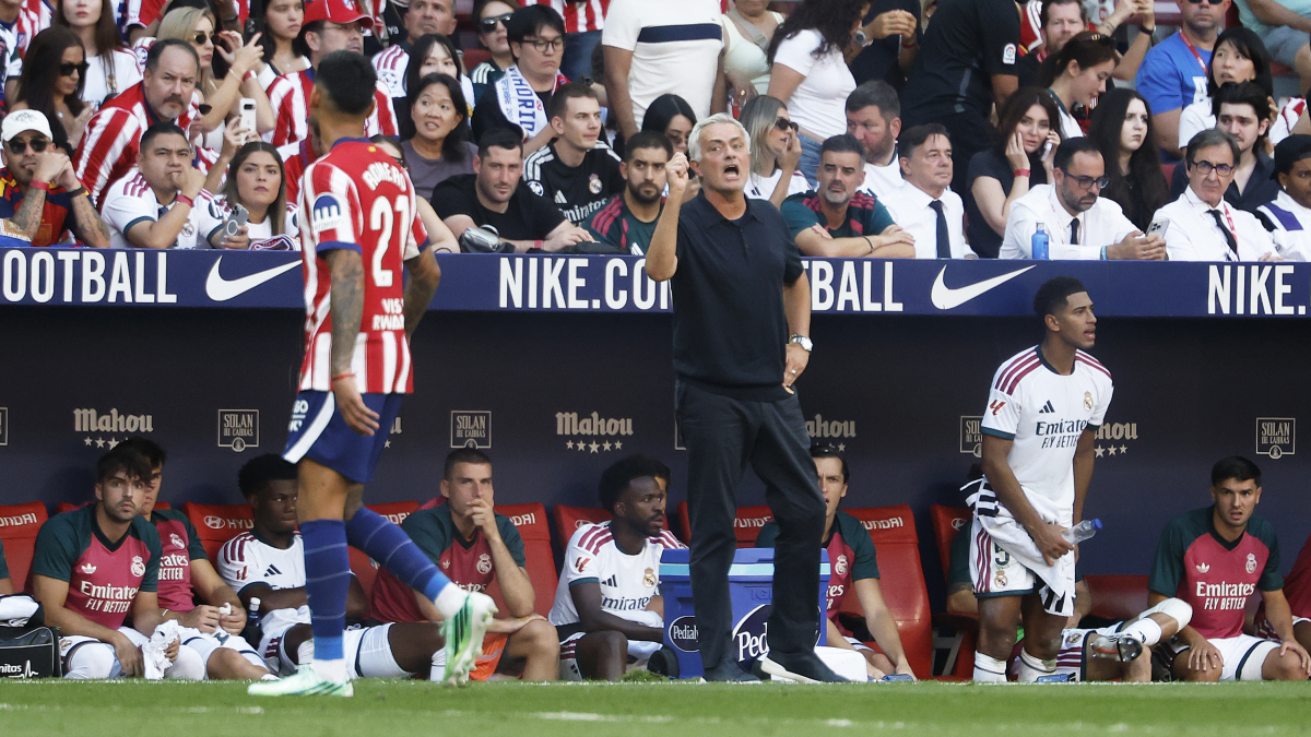 Mourinho: Aynadaki Görüntüde Kaçış Yolu Arıyor
