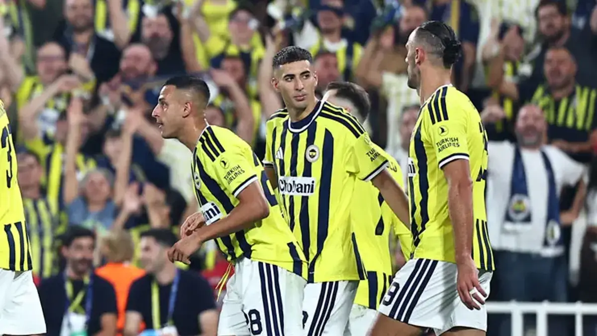 Mert Müldür ameliyat oldu: Fenerbahçe’ye kötü haber