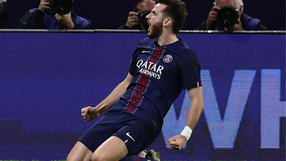 Kvaratskhelia Ballon d’Or için tüm kozlara sahip
