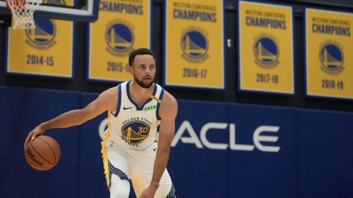 Stephen Curry Warriors için 20 milyon dolardan vazgeçti