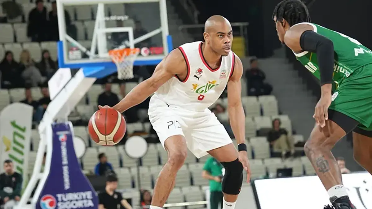 Markel Starks Karşıyaka Basketbol kadrosunda