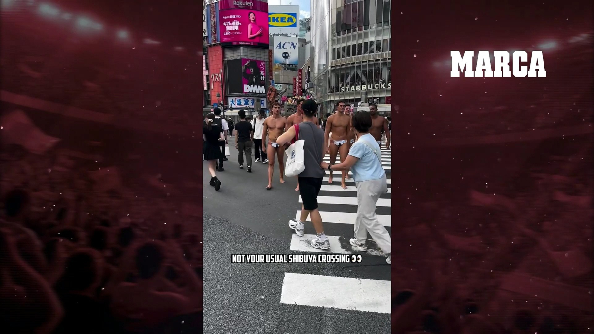 Pro Recco oyuncularından Japonya sokaklarında sıra dışı gösteri