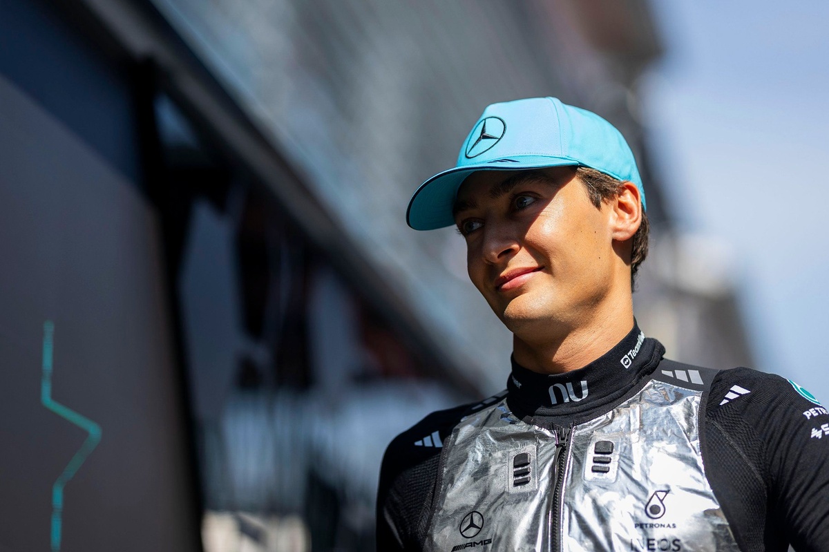 George Russell: Verstappen’in önde olmak istememesi sorun yarattı