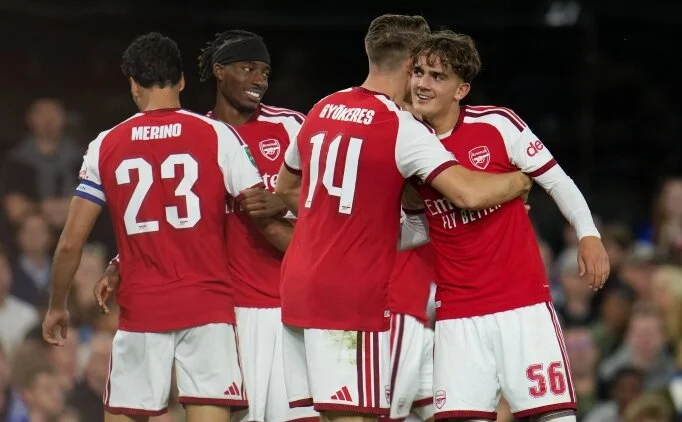 Arsenal, Ipswich deplasmanında 4 golle turladı