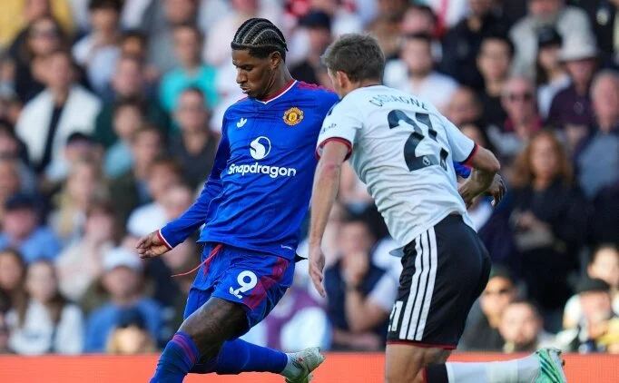Fulham ile Manchester United yenişemedi