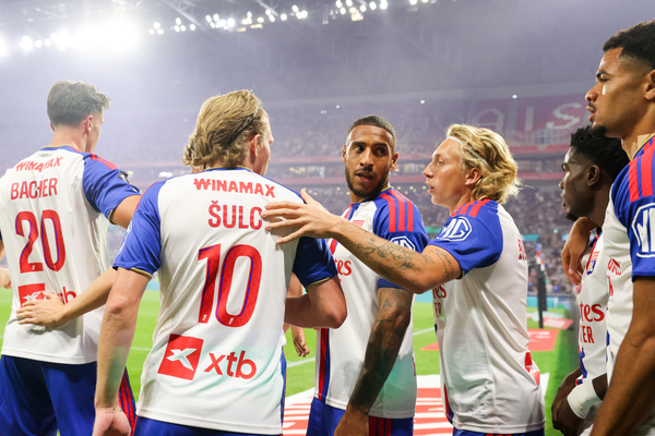 Olympique Lyonnais Rennes’i sahadan sildi: 4-0’lık futbol dersi